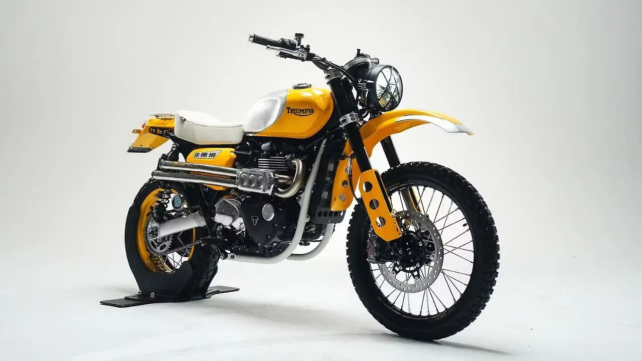 Triumph  Right Front Three Quarter