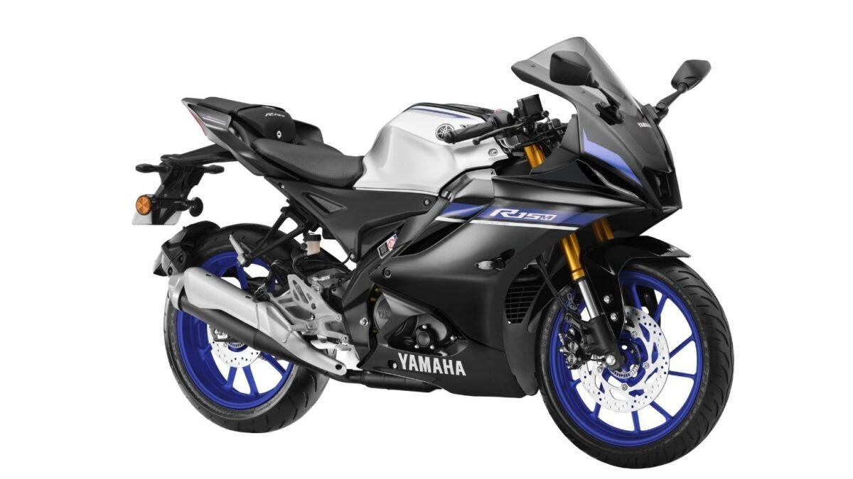 Yamaha R15