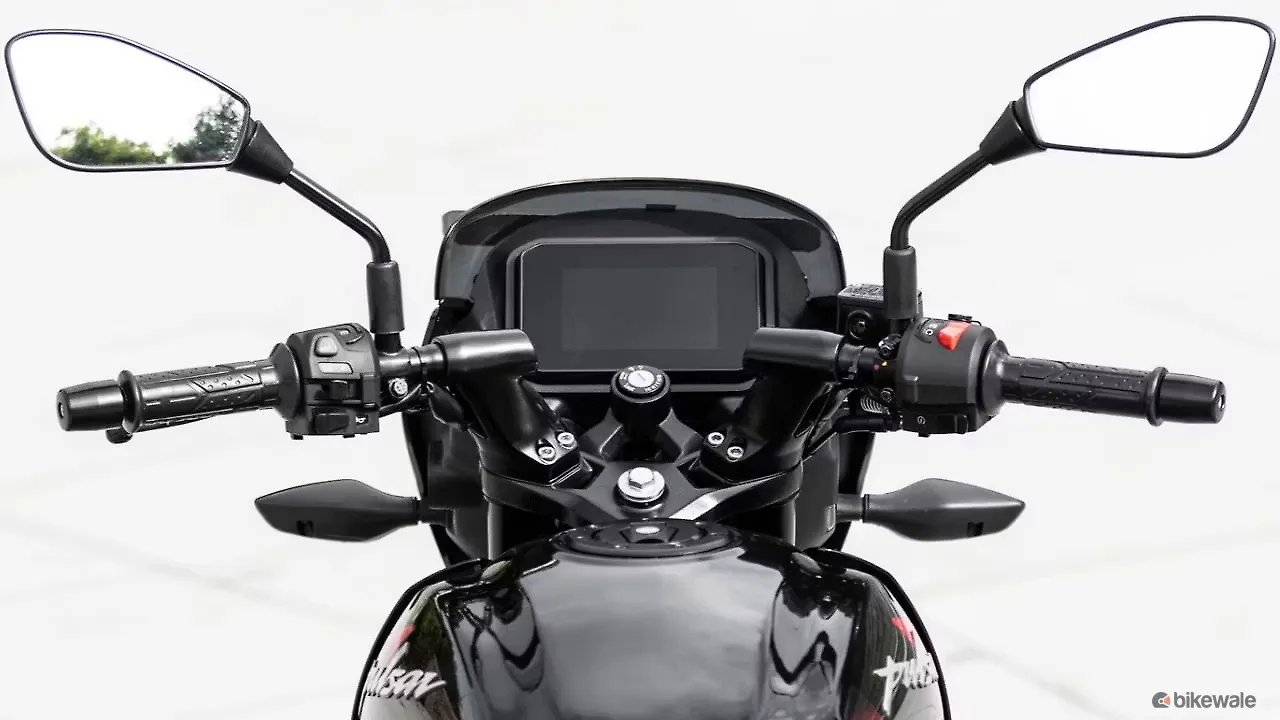 Bajaj Pulsar 125 Instrument Cluster