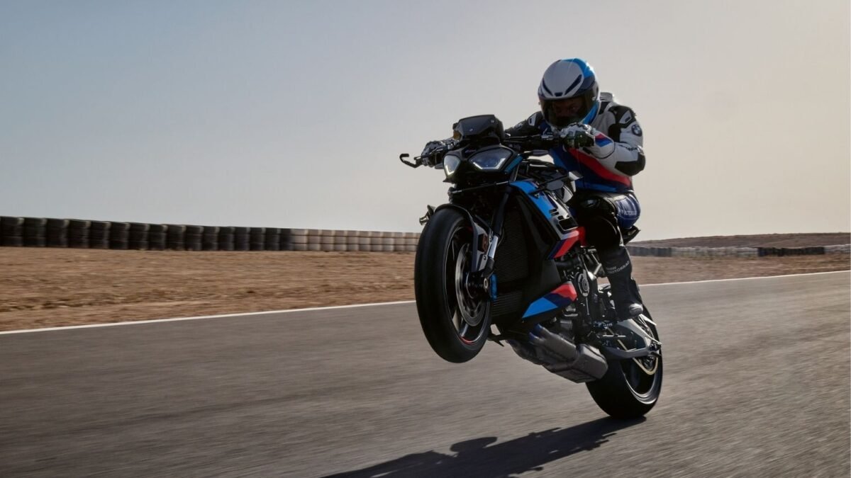 BMW M 1000 R