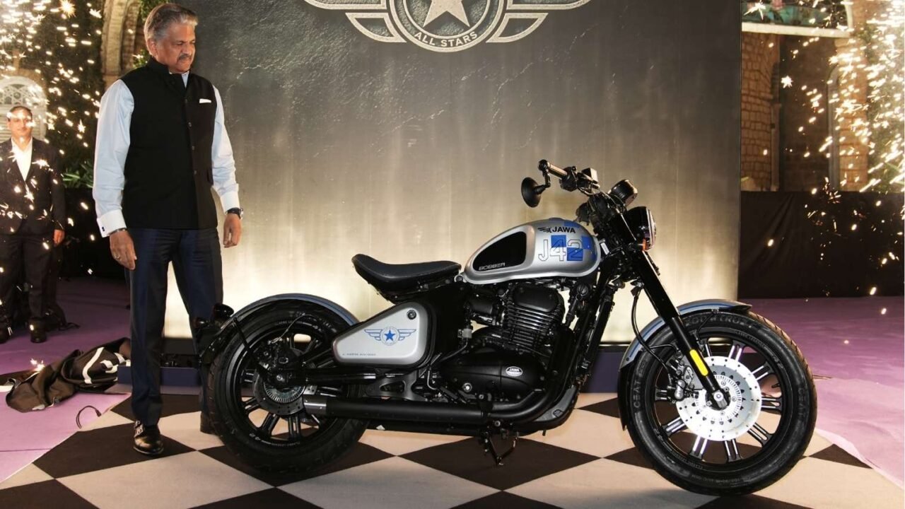 Jawa 42 Bobber All Stars
