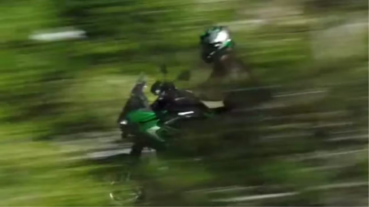 Kawasaki Versys 900 