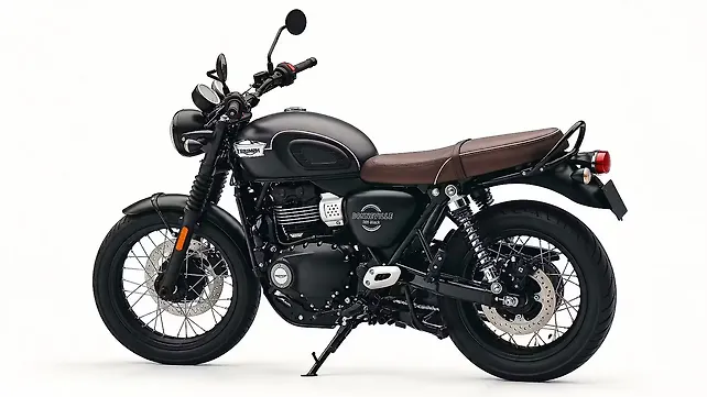 Triumph Bonneville T40 Left Rear Three Quarter Triumph Bonneville T40 Left Rear Three Quarter