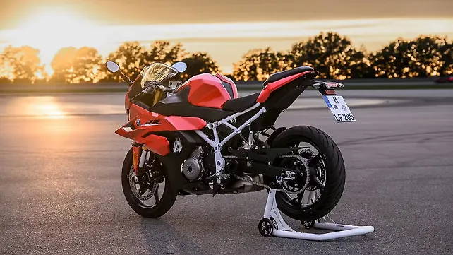 BMW F 450 RR Left Rear Three Quarter BMW F 450 RR Left Rear Three Quarter