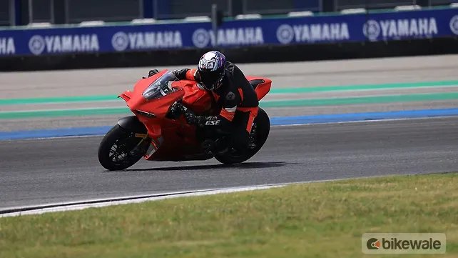 Ducati Panigale V4 Left Front Three Quarter Ducati Panigale V4 Left Front Three Quarter