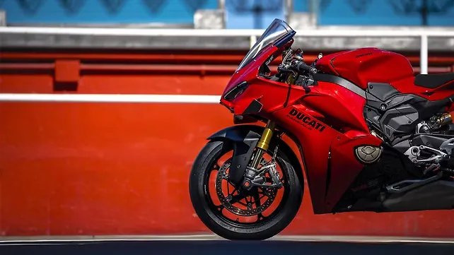 Ducati Panigale V4 Left Side View Ducati Panigale V4 Left Side View