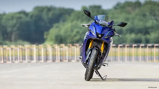 Yamaha R2 Right Side View Yamaha R2 Right Side View