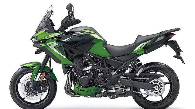 Kawasaki Versys 900 Left Side View Kawasaki Versys 900 Left Side View